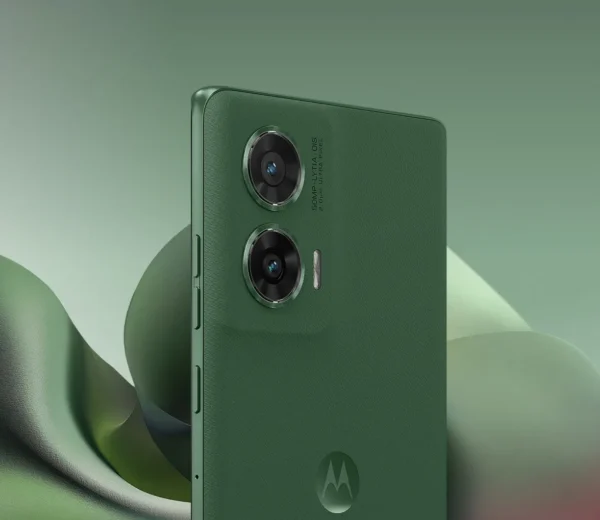 <B>MOTOROLA G96 5G (Pantone Greener Pastures, 128 GB)  (8 GB RAM)  </B> <b style="color: red;"> (SEALED PACKED) JAYNAGAR </b>